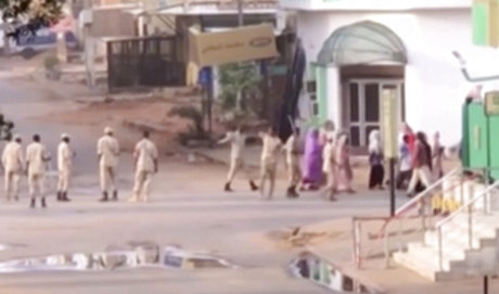 9 Pengunjuk Rasa Tewas Ketika Penguasa Militer Sudan Berupaya Bubarkan Aksi Duduk    